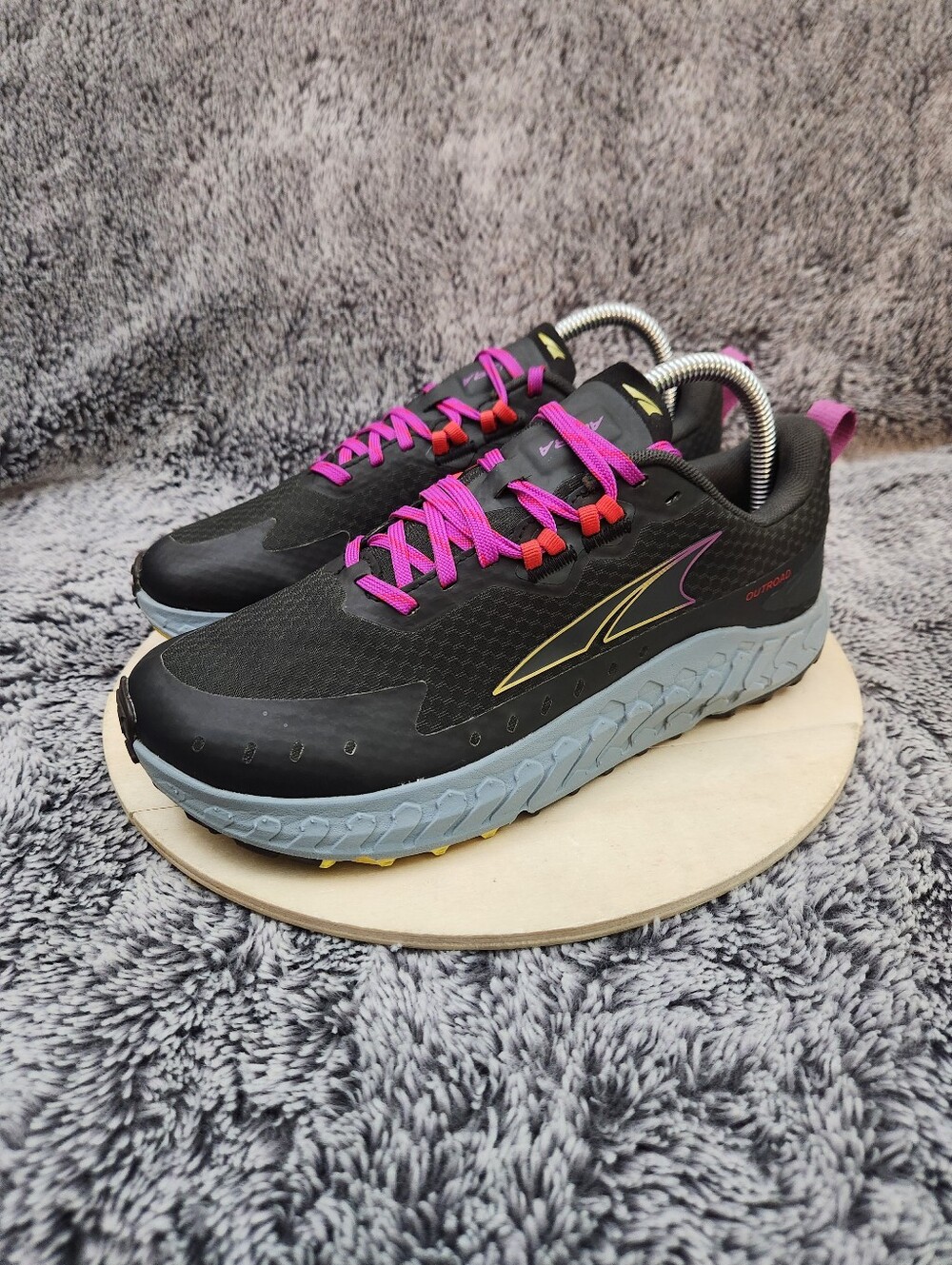 Altra outroad Trail Running Sneakers Gray Fuchsia Hiking Walk Womens Size 8.5 - Picture 4 of 9